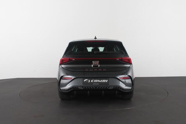 Cupra Born Business Plus 62 kWh > 360°camera/Stoel en stuur verwarming/Quasar Gray/Keyless... | 3742 |