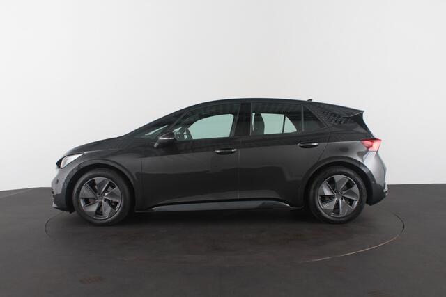 Cupra Born Business Plus 62 kWh > 360°camera/Stoel en stuur verwarming/Quasar Gray/Keyless... | 3742 |