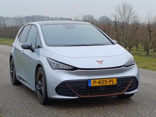 Cupra Born Copper Edition One 62 kWh /Pano/360 Camera/Carplay/