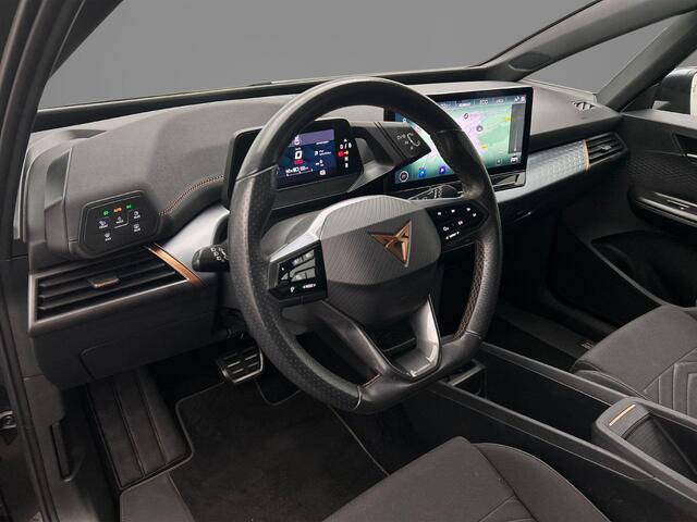 Cupra Born Business One 204pk Automaat Adaptive cruise control, Stuurwiel verwarmd, Achteruitrijcamera, Stoelverwarming, Navigatie, App connect, Parkeersensoren