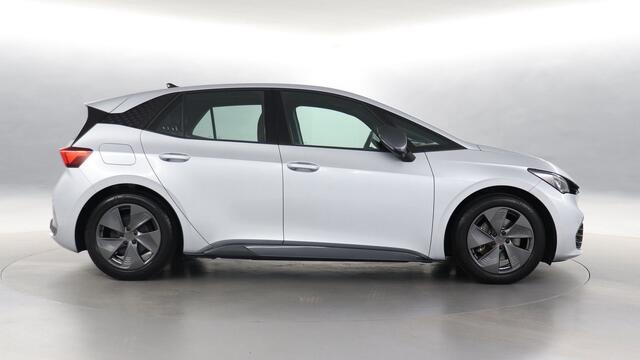 Cupra Born Business One 62 kWh Navigatie Camera Carplay Stoel/Stuurverwarming demo JP