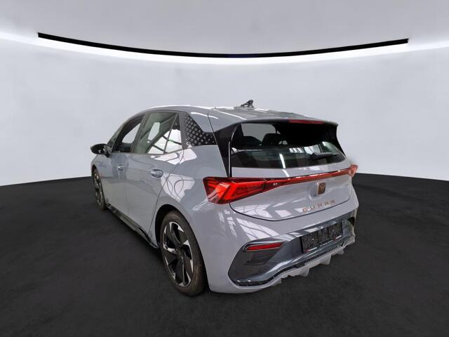 Cupra Born 204pk Business 62 kWh / Stoelverwarming / Pilot Pack / 19 inch / Wordt Verwacht