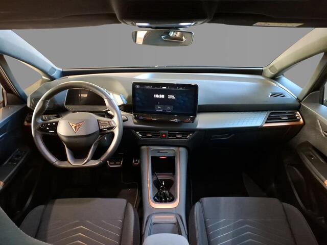 Cupra Born Adrenaline 62 kWh / Warmtepomp / Adaptive Cruise / Navi / Wordt Verwacht