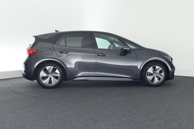 Cupra Born Essential 204pk 62 kWh Carplay Led Stuurverwarming