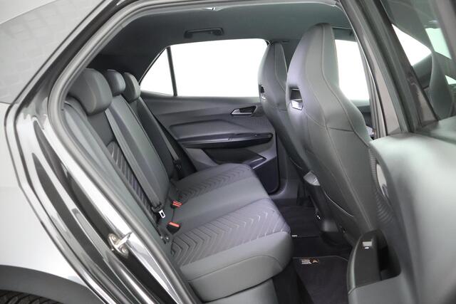 Cupra Born Essential 204pk 62 kWh Carplay Led Stuurverwarming