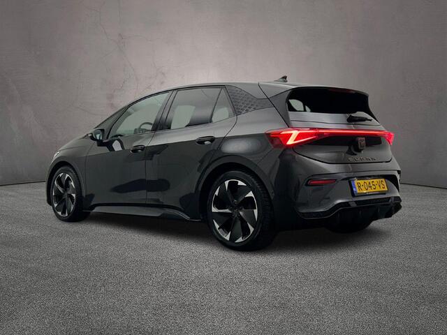 Cupra Born Adrenaline One 204pk Automaat Adaptive cruise control, Stoelverwarming, LED koplampen, App connect, Navigatie, Achteruitrijcamera, Stuurwiel verwarmd