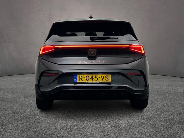 Cupra Born Adrenaline One 204pk Automaat Adaptive cruise control, Stoelverwarming, LED koplampen, App connect, Navigatie, Achteruitrijcamera, Stuurwiel verwarmd