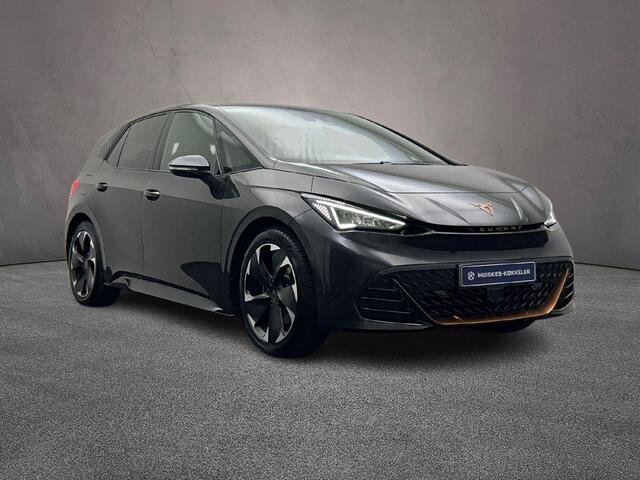 Cupra Born Adrenaline One 204pk Automaat Adaptive cruise control, Stoelverwarming, LED koplampen, App connect, Navigatie, Achteruitrijcamera, Stuurwiel verwarmd