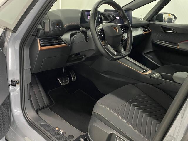 Cupra Born E-Boost Adrenaline 62 kWh 231 PK 19 Inch Apple Carplay Led Koplampen Lane Assist Kelyss-Go Sportstoelen