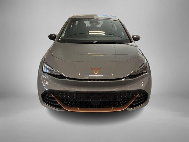 Cupra Born Impulse 62 kWh / 204pk · SOH 93,2% · Camera · Apple/Android Car Play · Navigatie · P-Sensoren · Sfeerverlichting · 18'' Inch ·