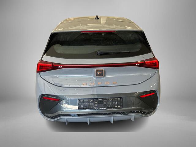 Cupra Born Impulse 62 kWh / 204pk · SOH 93,2% · Camera · Apple/Android Car Play · Navigatie · P-Sensoren · Sfeerverlichting · 18'' Inch ·