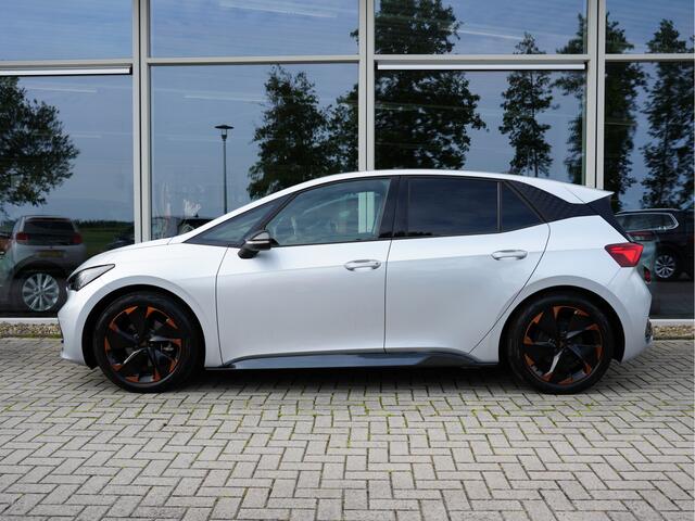 Cupra Born Adrenaline One 62 kWh SOH91% | Stoel&Stuurverwarming | Apple Carplay | Draadloze telefoonoplader |