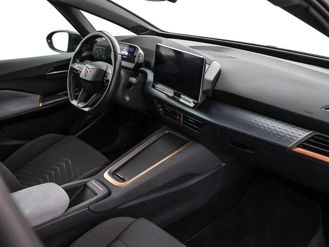 Cupra Born Business One 204pk 62 kWh · SOH 96,2 % · Panoramadak · Camera · Apple/Android Car Play · Navigatie · 19'' Inch ·