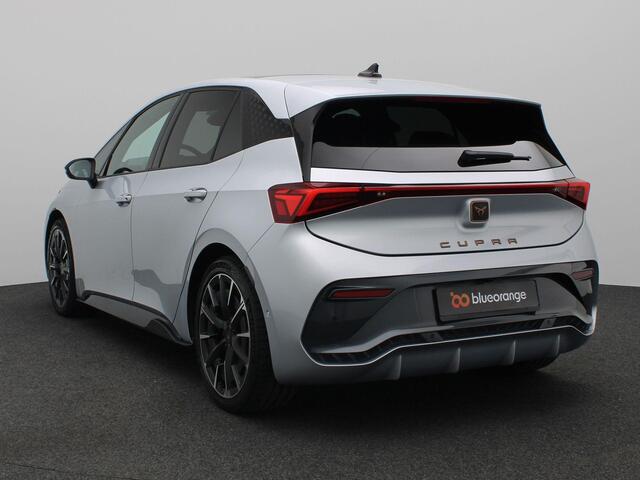 Cupra Born Copper Edition 62 kWh 231PK Aut. Panoramadak, Head-up, Warmtepomp, Beats Audio, Elektrisch verstelbare stoelen, Keyless, 20" LM Velgen, Stoel-Stuurverwarming, 360gr. Camera