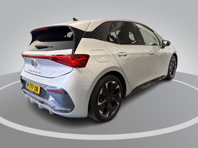 Cupra Born Adrenaline 62 kWh 230pk · 95,6% · Camera · Apple/Android Car Play · Stuur- & Stoelverwarming · ACC · 19"Velgen · Keyless ·