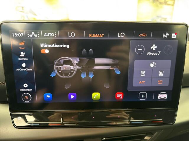 Cupra Born Adrenaline 62 kWh 230pk · 95,6% · Camera · Apple/Android Car Play · Stuur- & Stoelverwarming · ACC · 19"Velgen · Keyless ·