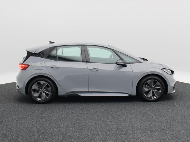 Cupra Born Business Plus 62 kWh 204 Pk | Stoel/Stuurverwarming | Adaptive Cruise | Climatronic | CarPlay | 18 Inch | 21.452 Km !!