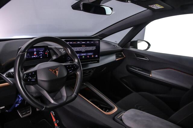 Cupra Born Adrenaline One 204pk Automaat Adaptive cruise control, Navigatie, Achteruitrijcamera, LED koplampen, App connect, Stuurwiel verwarmd, Stoelverwarming