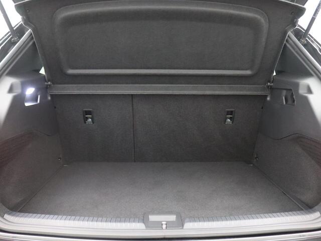 Cupra Born Adrenaline 62 kWh 204PK Aut. SOH 93,53%, Panoramadak, Warmtepomp, Achteruitrijcamera, 19" LM Velgen, Keyless, Stoel-Stuurverwarming
