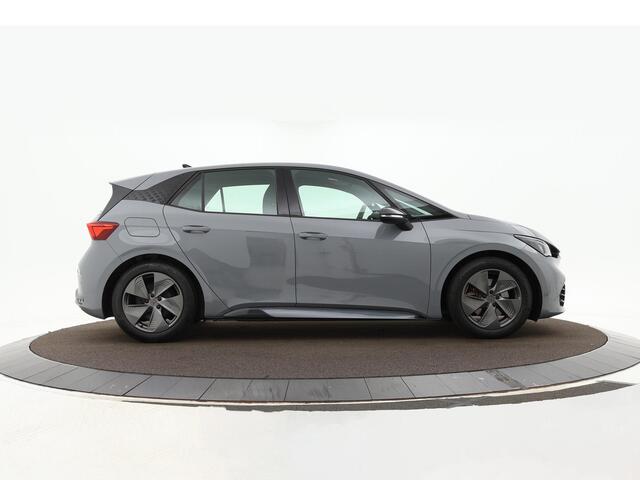 Cupra Born Impulse 62 kWh / 204pk · SOH 93,2% · Camera · Apple/Android Car Play · Navigatie · P-Sensoren · Sfeerverlichting · 18'' Inch ·
