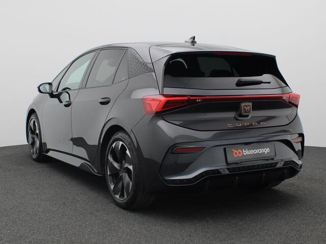 Cupra Born Performance 62 kWh 231PK Panoramadak, Warmtepomp, Beats Audio, Elektrisch verstelbare stoelen, Keyless, 19" LM Velgen, Stoel-Stuurverwarming, 360gr. Camera