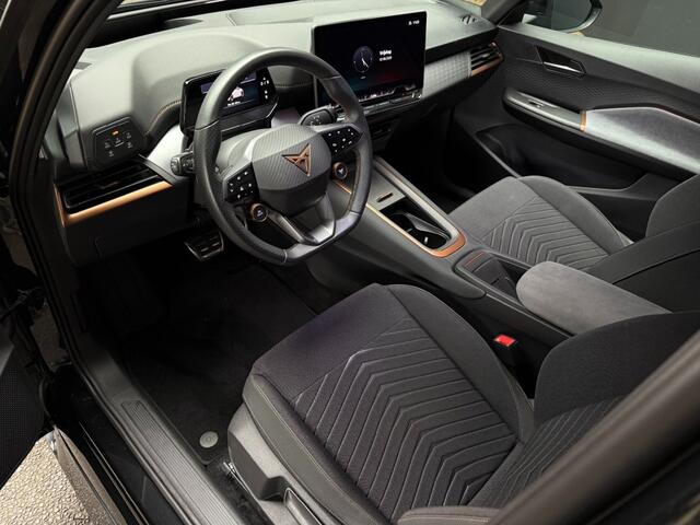 Cupra Born CUPRA Born 546 km Limited 84 kw Adaptive cruise control, Achteruitrijcamera,Head-up