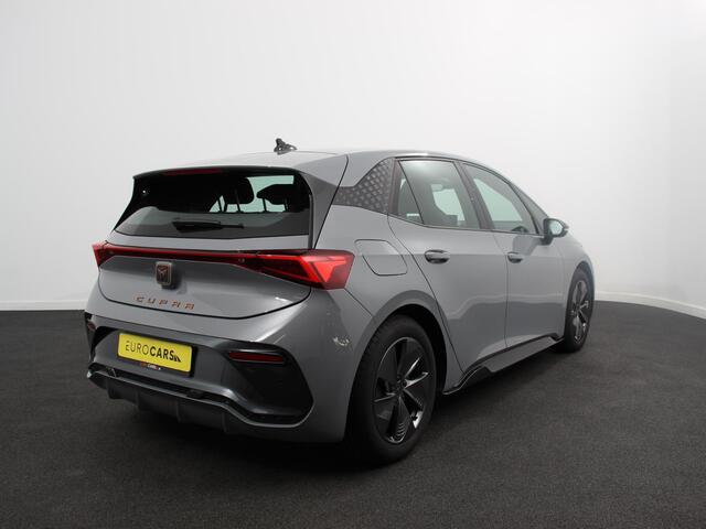 Cupra Born Business Plus 62 kWh SOH 92% Climate control LED Lichtmetalen velgen Navigatie Apple Carplay/ Android Auto Camera Parkeersensoren Sfeerverlichting