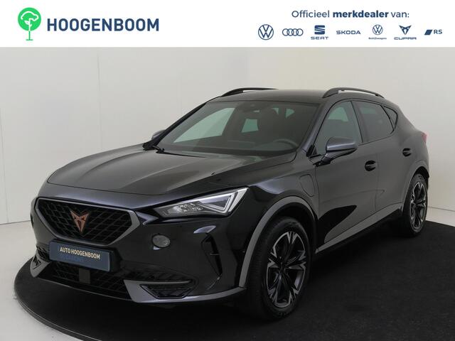 Cupra Formentor 1.4 e-Hybrid Business | Keyless | Parkeerassistent | Stoel- en stuurwielverwarming | Navigatie | Adaptieve cruise control | Sfeerverlichting | Elektrisch inklapbare buitenspiegels |