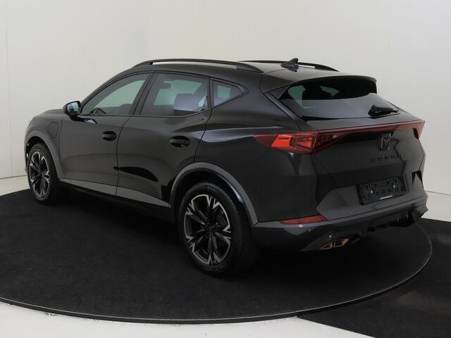 Cupra Formentor 1.4 e-Hybrid Business | Keyless | Parkeerassistent | Stoel- en stuurwielverwarming | Navigatie | Adaptieve cruise control | Sfeerverlichting | Elektrisch inklapbare buitenspiegels |
