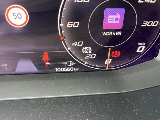 Cupra Formentor 1.4 e-Hybrid VZ Performance / AUTOMAAT/ 245 PK/ PANO/ CAMERA 360/ APP-CONNECT/ STUUR + STOEL VERWARM./ PARK. SENSOREN V+A/ KEYLESS/ NAVI/ ACC/ DAB/ DRIVE SELECT/ LED/ DCC/ DIGITAL DASH/ ISOFIX/ 19'' LMV