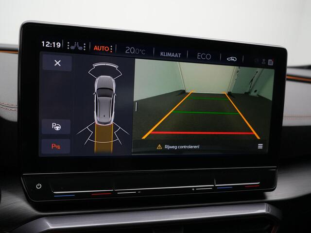 Cupra Formentor VZ Performance 1.4 e-Hybrid 245 pk DSG | Panoramadak | Trekhaak | Camera | Leder | Brembo remmen | Standkachel | 19 inch exclusive