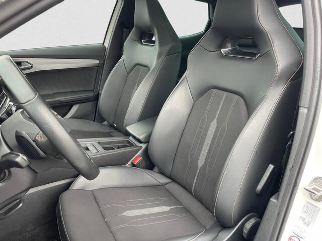 Cupra Formentor 1.4 TSI eHybrid 245pk PHEV VZ Performance / Panoramadak / S-Stuur / Camera