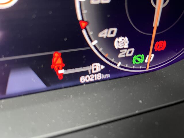 Cupra Formentor 1.4 e-Hybrid VZ Performance / AUTOMAAT/ 245 PK/ ELEKTR. STOEL/ KEYLESS/ 19" LMV/ MATRIX/ NAVI/ DAB/ 3-ZONE CLIMA/ DIGITAL DASH/