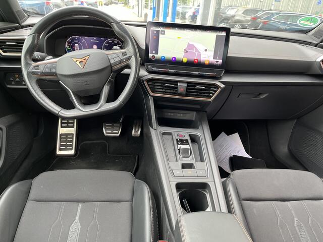 Cupra Formentor 1.4 e-Hybrid VZ Performance / AUTOMAAT/ 245 PK/ ELEKTR. STOEL/ KEYLESS/ 19" LMV/ MATRIX/ NAVI/ DAB/ 3-ZONE CLIMA/ DIGITAL DASH/