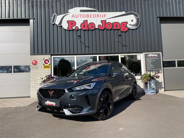 Cupra Formentor 1.4 E-HYBRID VZ 245PK, Pano, VZ stuur, Memory, Led, BLIS, 230V, erg mooi!