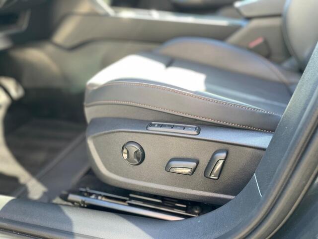 Cupra Formentor 1.4 E-HYBRID VZ 245PK, Pano, VZ stuur, Memory, Led, BLIS, 230V, erg mooi!