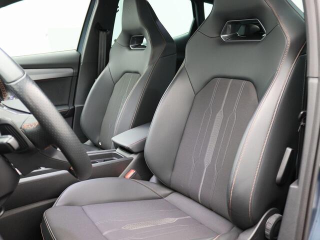 Cupra Formentor 1.4 e-Hybrid VZ Performance 245PK DSG Panoramadak, trekhaak, keyless, side assist, achteruitrijcamera, park assist, stuurverwarming, 19'' lichtmetaal
