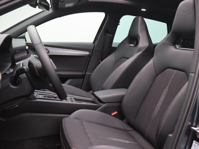 Cupra Formentor 1.4 e-Hybrid Performance 204PK DSG full led, adaptive cruise met travel assist, side assist, schuif-kanteldak, elek. verstelbare voorstoel, stuur-stoelverwarming, keyless, navigatie, 19" lichtmetaal