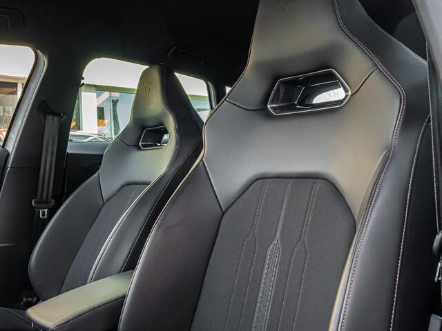Cupra Formentor 1.4 e-Hybrid VZ Performance 245 PK ELEK SCHAALSTOELEN CAMERA 19 INCH BLACK OPTIC LED