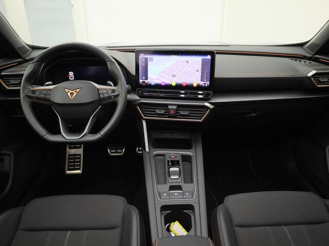 Cupra Formentor 1.4e-Hybrid 180kW/245PK VZ DSG · Panoramadak · Trekhaak · Camera + Parkeersensoren