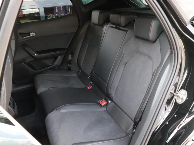 Cupra Formentor 1.5 TSI e-Hybrid 272PK VZ Performance | Trekhaak | Panoramadak | 360 Camera | Adaptieve Cruise Control | Apple Carplay / Android Auto | Elek. Bestuurdersstoel | 125 km elektrische actieradius |