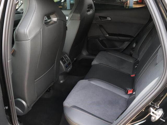 Cupra Formentor 1.5 TSI e-Hybrid 272PK VZ Performance | Trekhaak | Panoramadak | 360 Camera | Adaptieve Cruise Control | Apple Carplay / Android Auto | Elek. Bestuurdersstoel | 125 km elektrische actieradius |