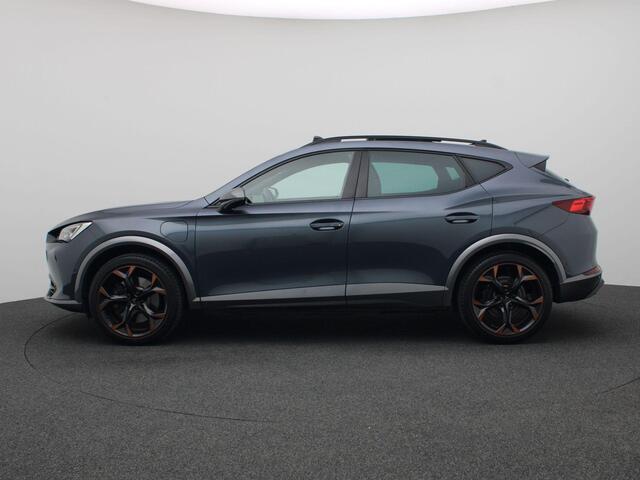 Cupra Formentor 1.4 e-Hybrid VZ Performance 204PK DSG Full led, trekhaak, schuif-kanteldak, 360gr. camera, adaptive cruise met travelassist, keyless, alarm, stuur-stoelverwarming, 19" lichtmetaal
