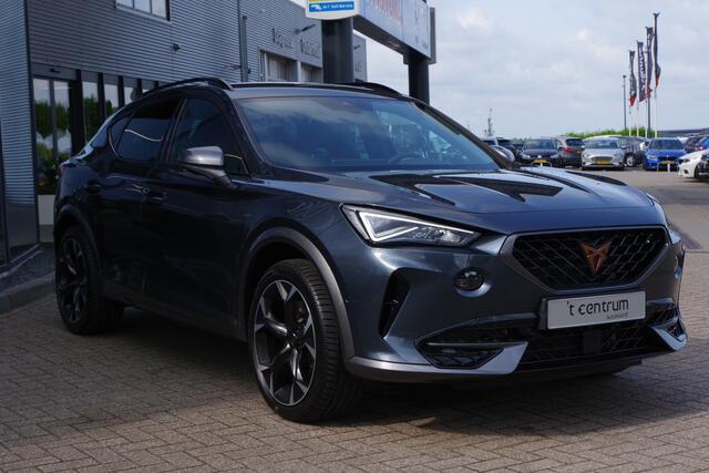 Cupra Formentor 1.4 e-Hybrid VZ 245 PK Performance PHEV, Camera, Groot-Navigatie, Stoelverwarming, Keyless