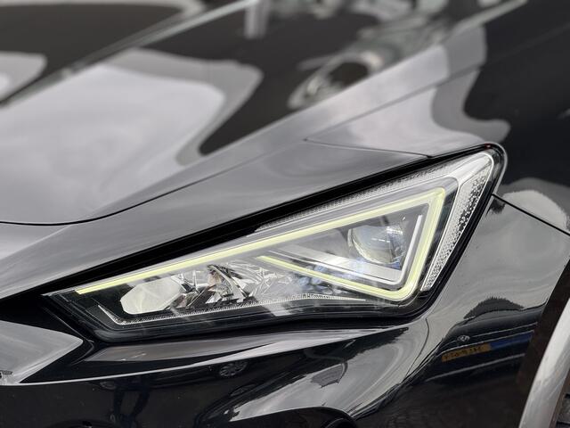 Cupra Formentor 1.4 e-Hybrid Performance Keyless | 360° Camera | Leer | elk. stoelen