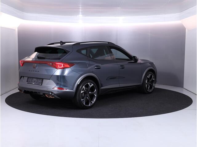 Cupra Formentor 1.4 e-Hybrid VZ Performance 245 pk Automaat (DSG) | Navigatie | Parkeersensoren (Park assist) | Achteruitrijcamera | Stoelverwarming | Lichtmetalen velgen 19" |