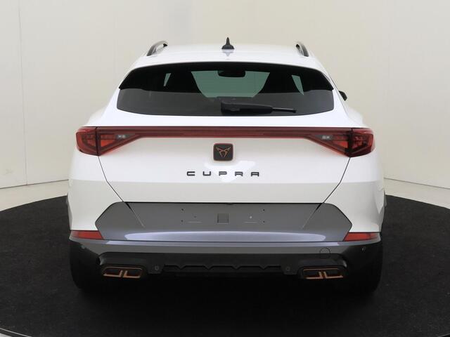 Cupra Formentor 1.4 e-Hybrid Performance | Adaptieve demping | Keyless | Dodehoek detectie | Parkeerassistent | Achteruitrijcamera | Adaptieve cruise control | Navigatie |