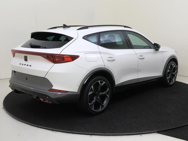 Cupra Formentor 1.4 e-Hybrid Performance | Adaptieve demping | Keyless | Dodehoek detectie | Parkeerassistent | Achteruitrijcamera | Adaptieve cruise control | Navigatie |