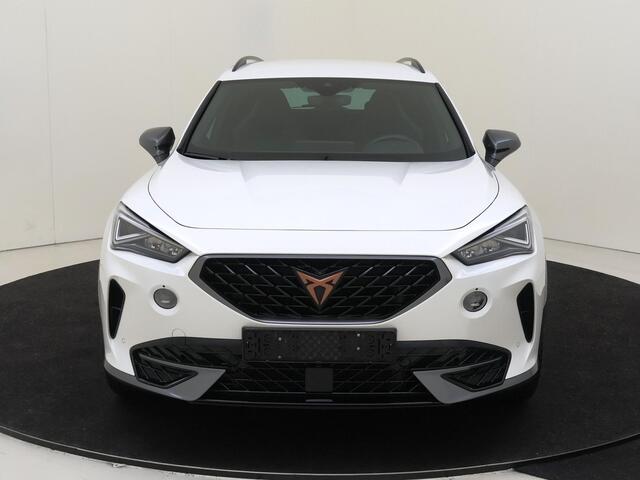 Cupra Formentor 1.4 e-Hybrid Performance | Adaptieve demping | Keyless | Dodehoek detectie | Parkeerassistent | Achteruitrijcamera | Adaptieve cruise control | Navigatie |