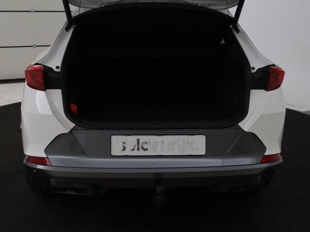 Cupra Formentor 1.4 eHybrid | Stoel & Stuurverwarming | Camera | Adaptive cruise | Carplay | Full LED | Sfeerverlichting